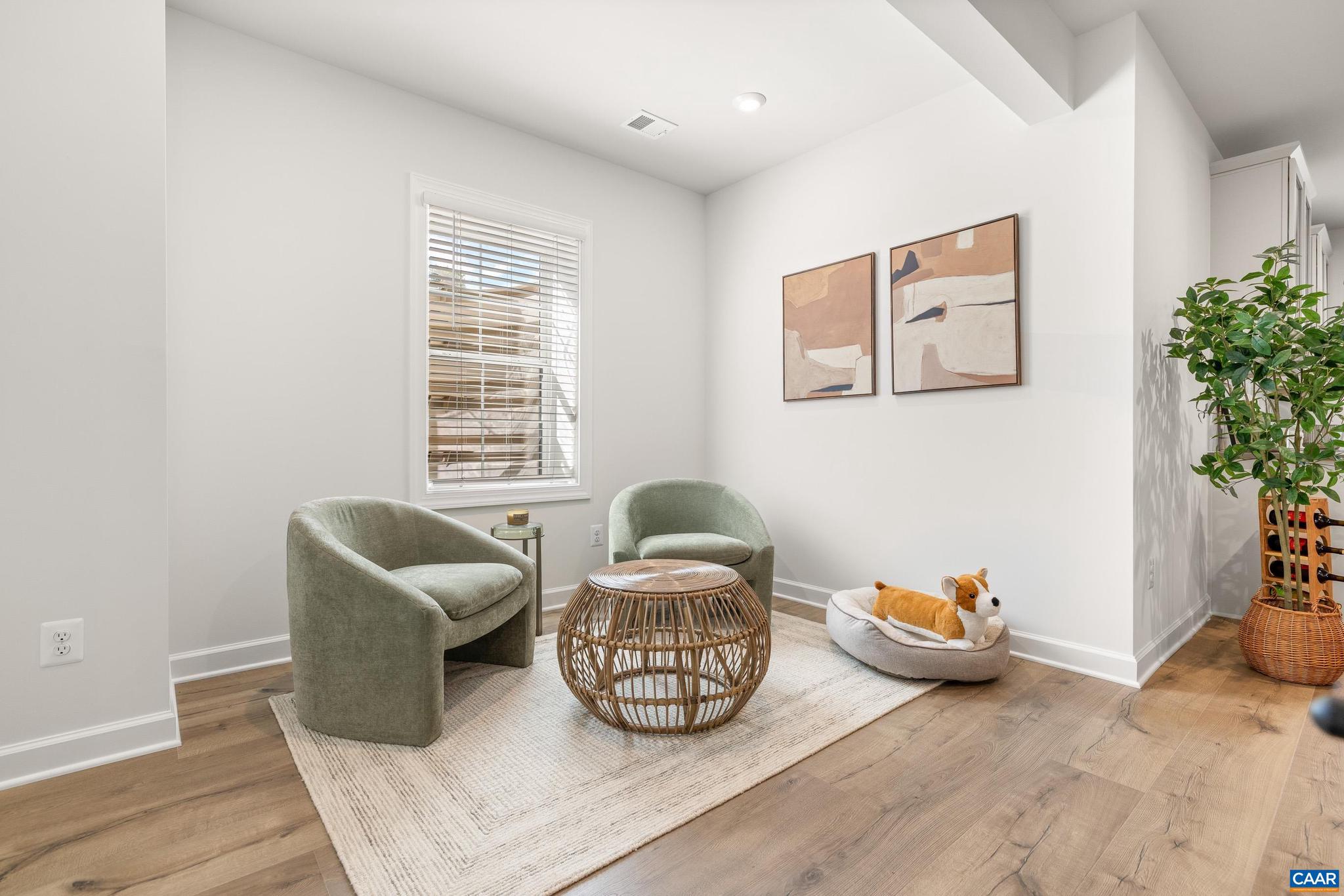 MEADOW BROOK - Residential