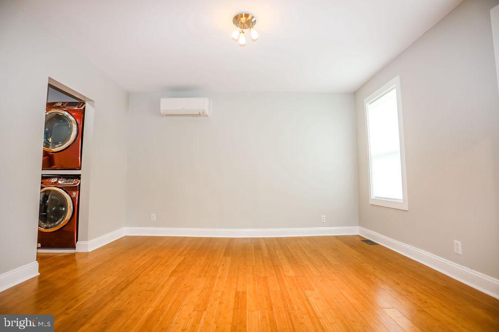 TANTALLON HILLS - Residential