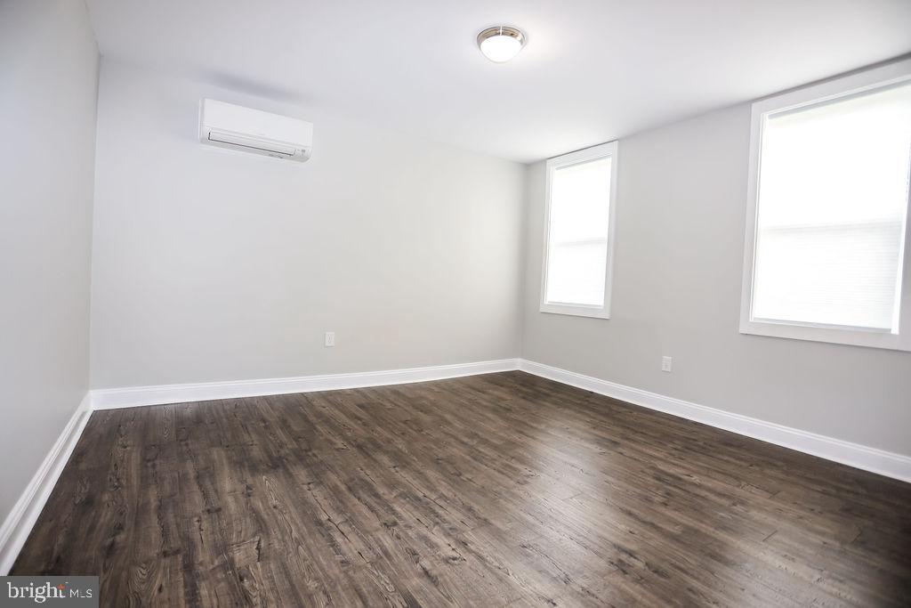 TANTALLON HILLS - Residential