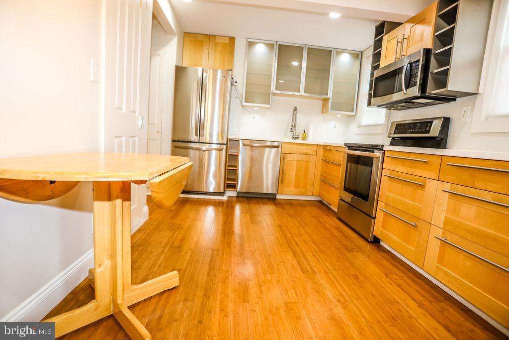 TANTALLON HILLS - Residential