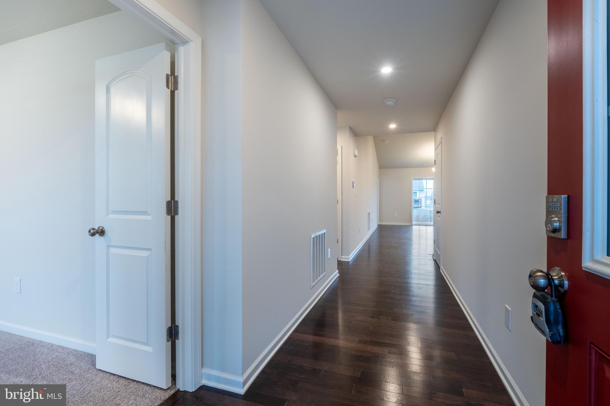 APPLEVIEW ESTATES - Residential