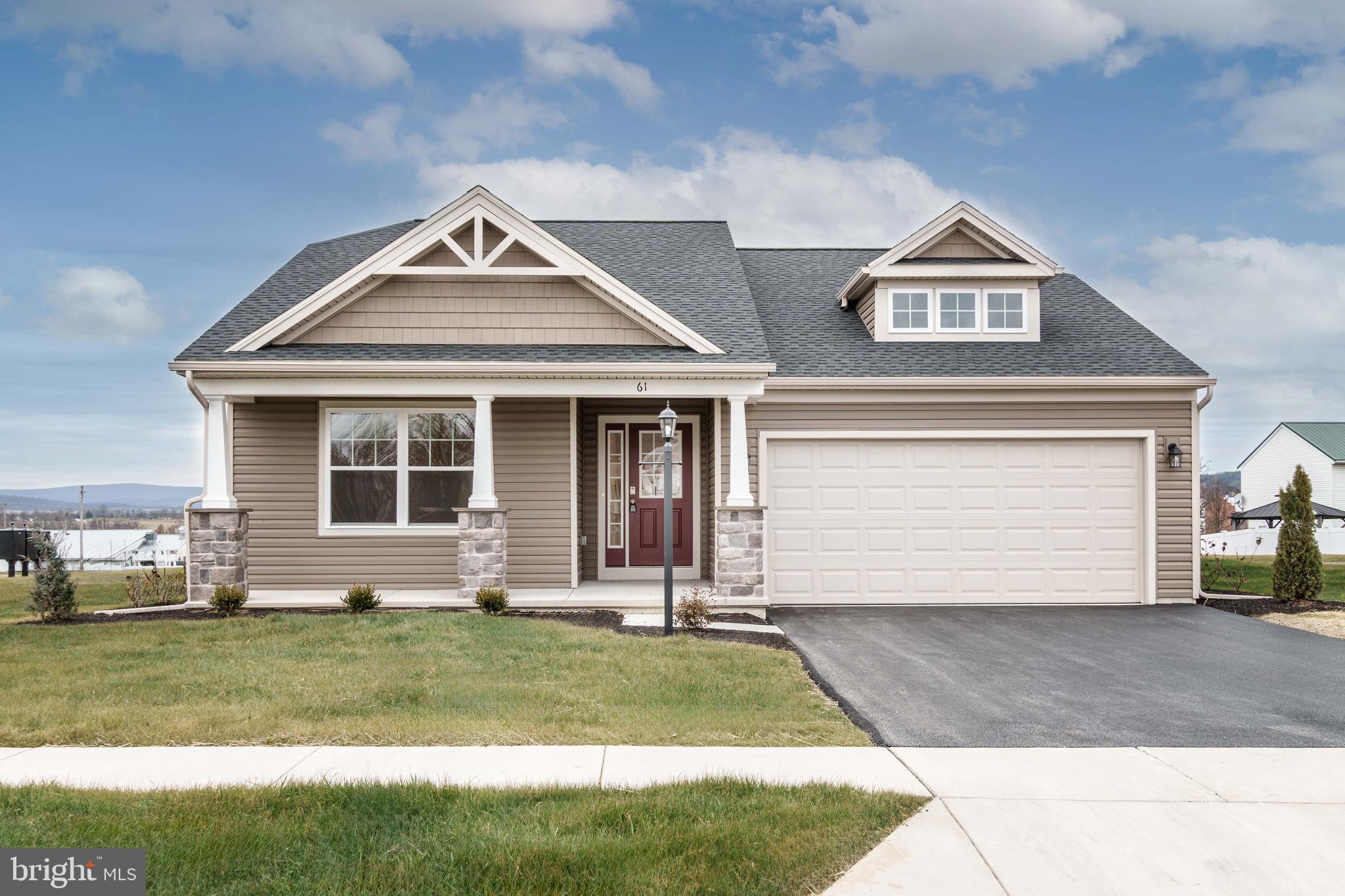 New construction ranch home for sale in Appleview Estates!