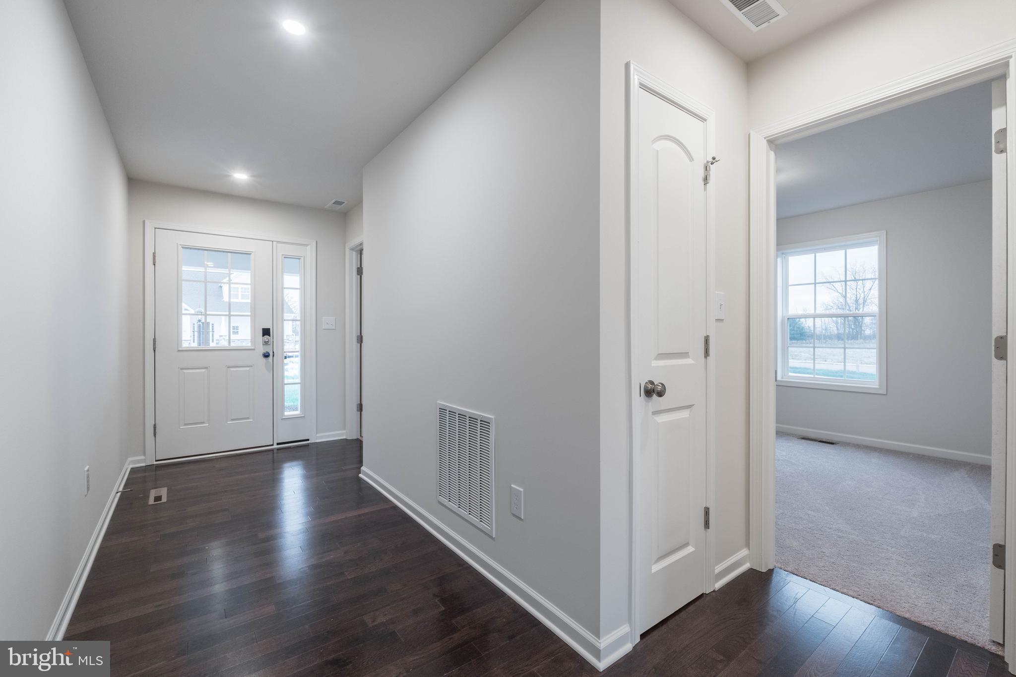 APPLEVIEW ESTATES - Residential