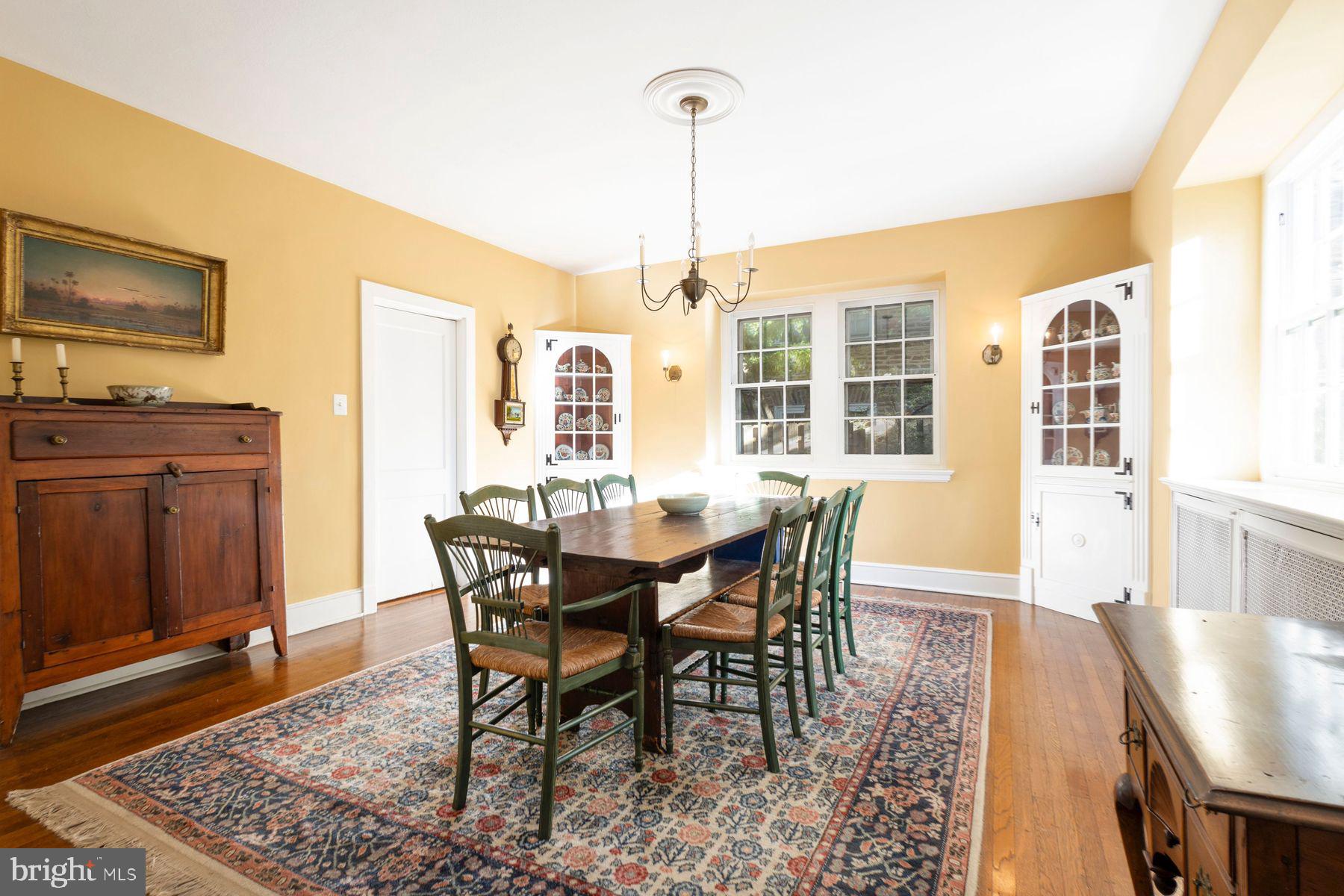 CHESTNUT HILL - Residential