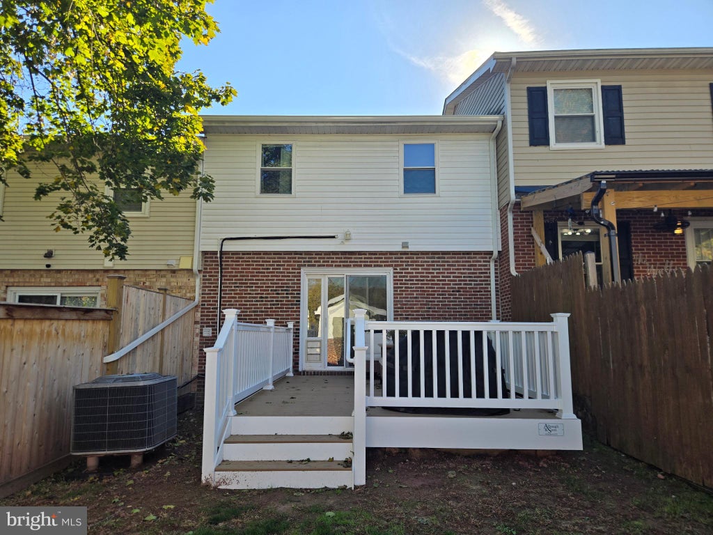 Photo of 8 Welty Avenue, EMMITSBURG, MD 21727 (MLS # MDFR2091238)