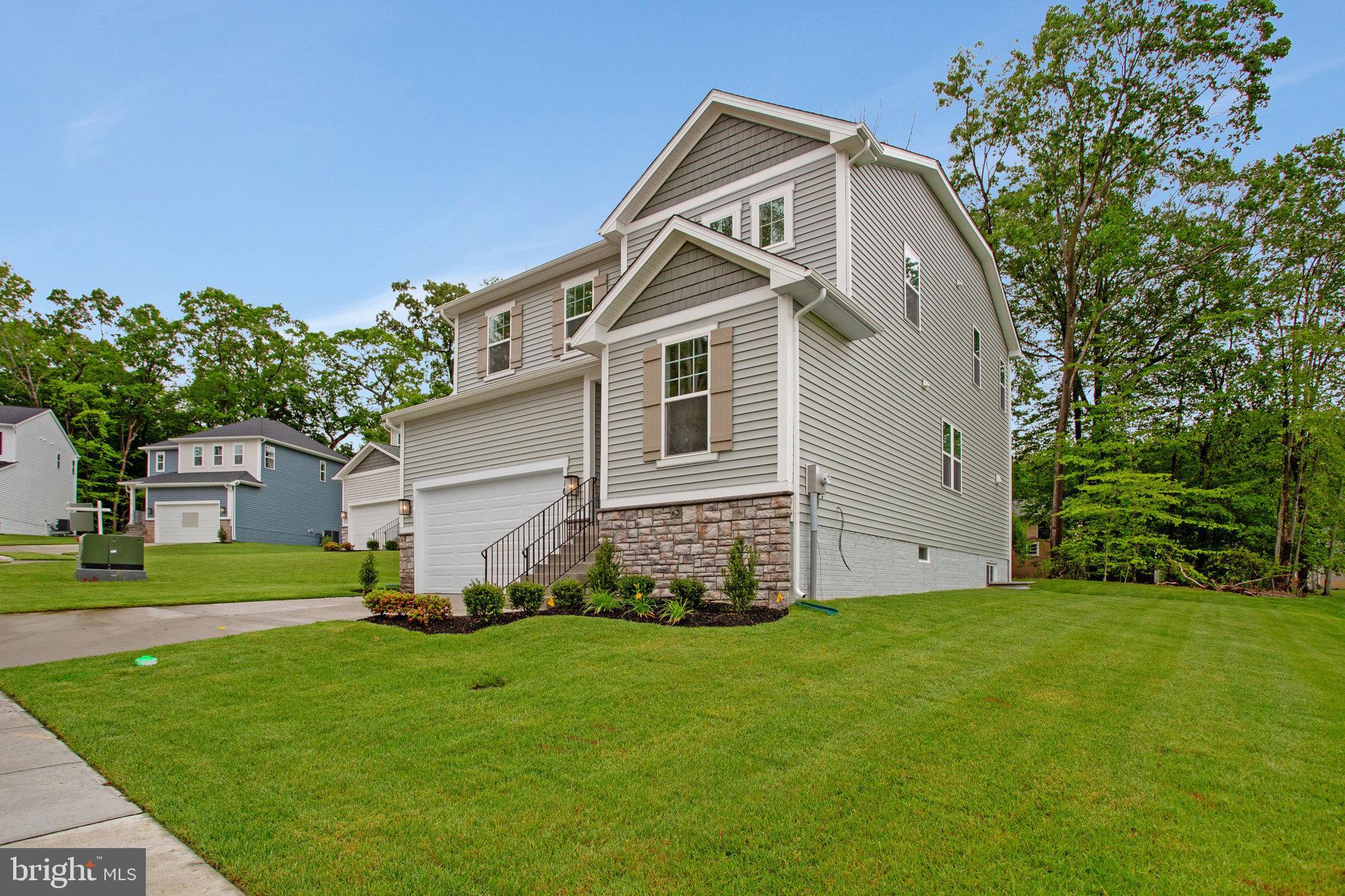 10 PLUM COURT