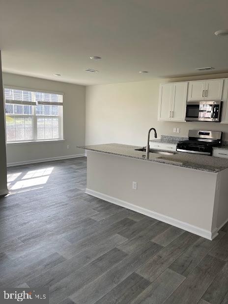 VALLEY VIEW - Residential Lease