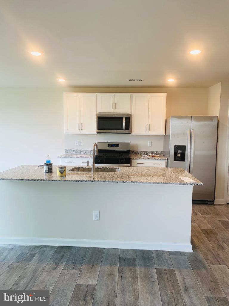 VALLEY VIEW - Residential Lease