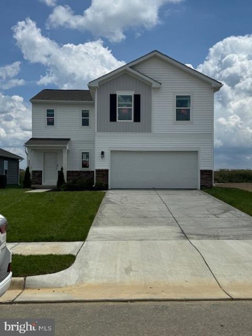 !!!BRAND NEW NEVER LIVED SINGLE FAMILY HOME WITH 4 BED 2.5 BATH,2 CAR GARAGE WITH STAINLESS STEEL APPLIANCES, WASHER AND DRYER, GARAGE DOOR OPENER AND SO MANY UPGRADES. VERY NEAR TO I-81