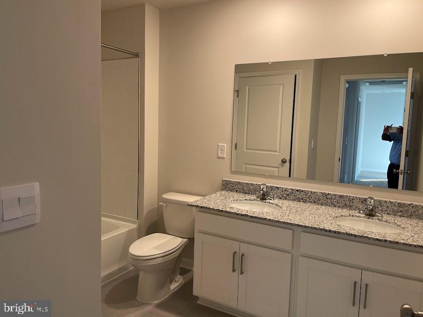 VALLEY VIEW - Residential Lease