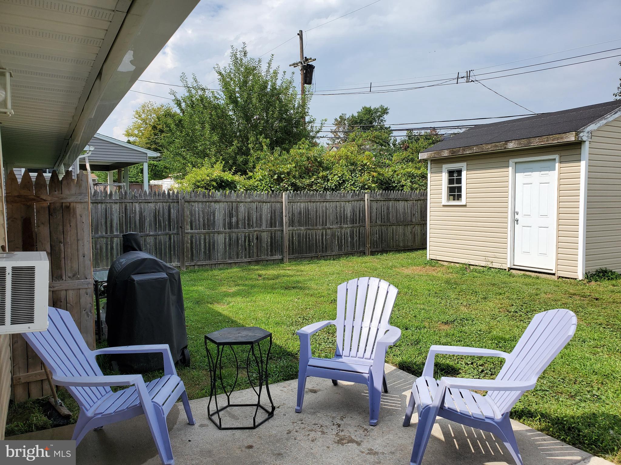 LEVITTOWN - Residential