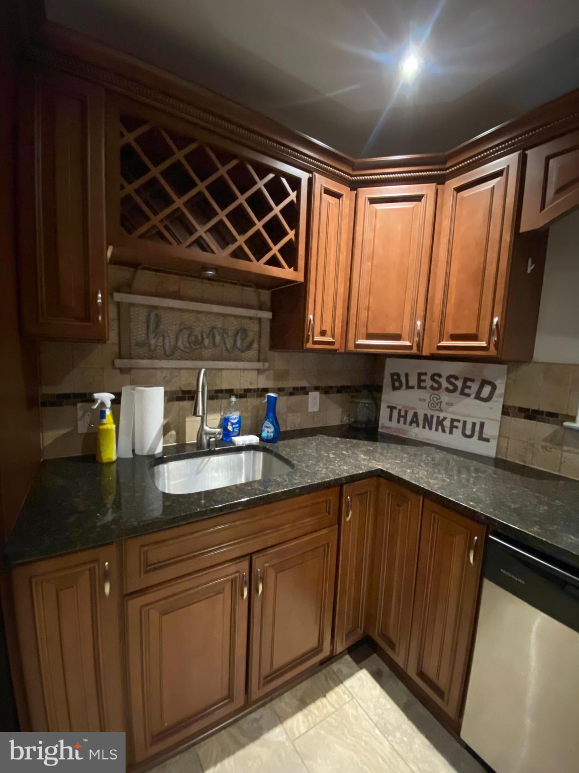 LEVITTOWN - Residential