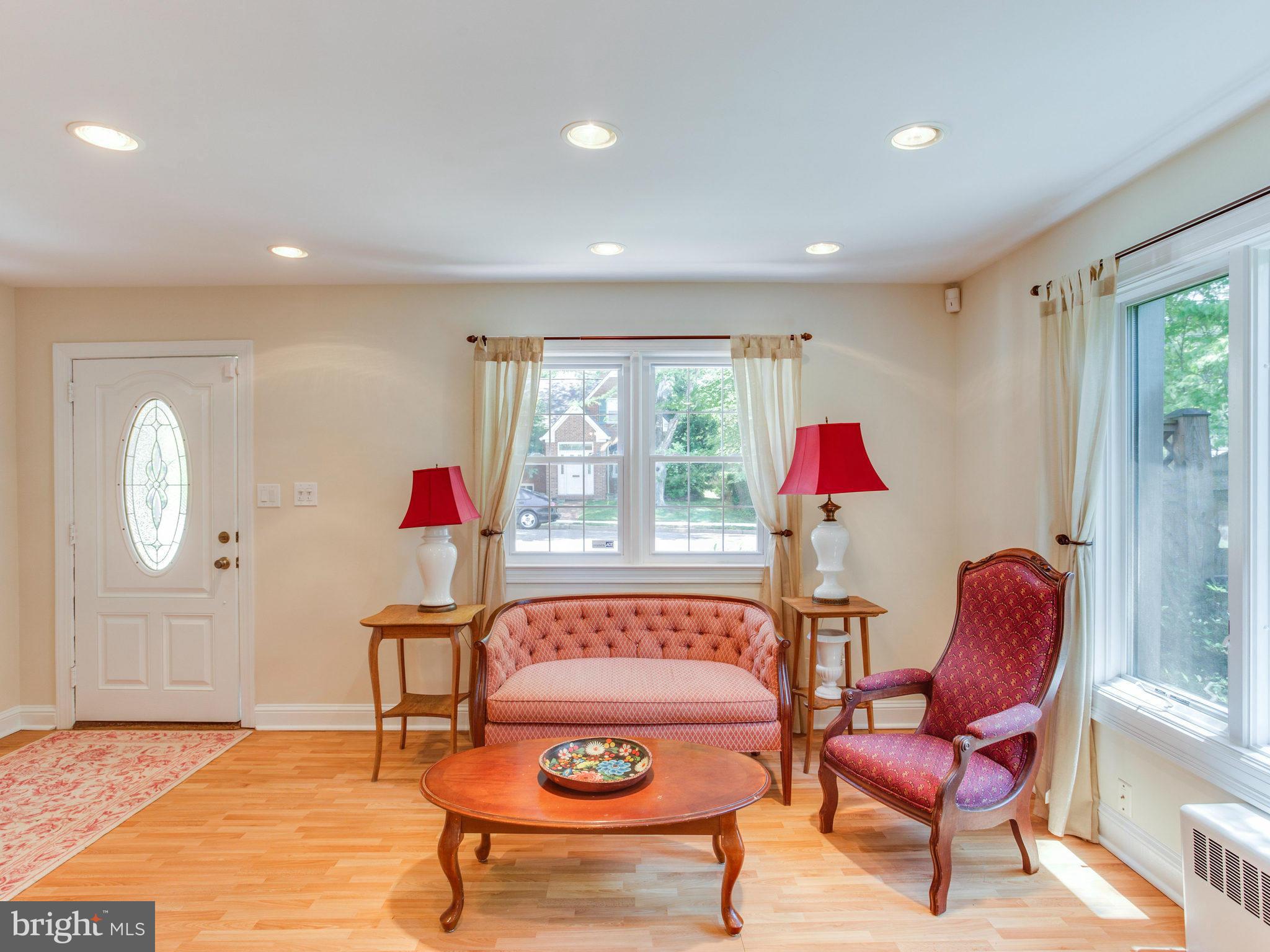 LEEWAY HEIGHTS - Residential