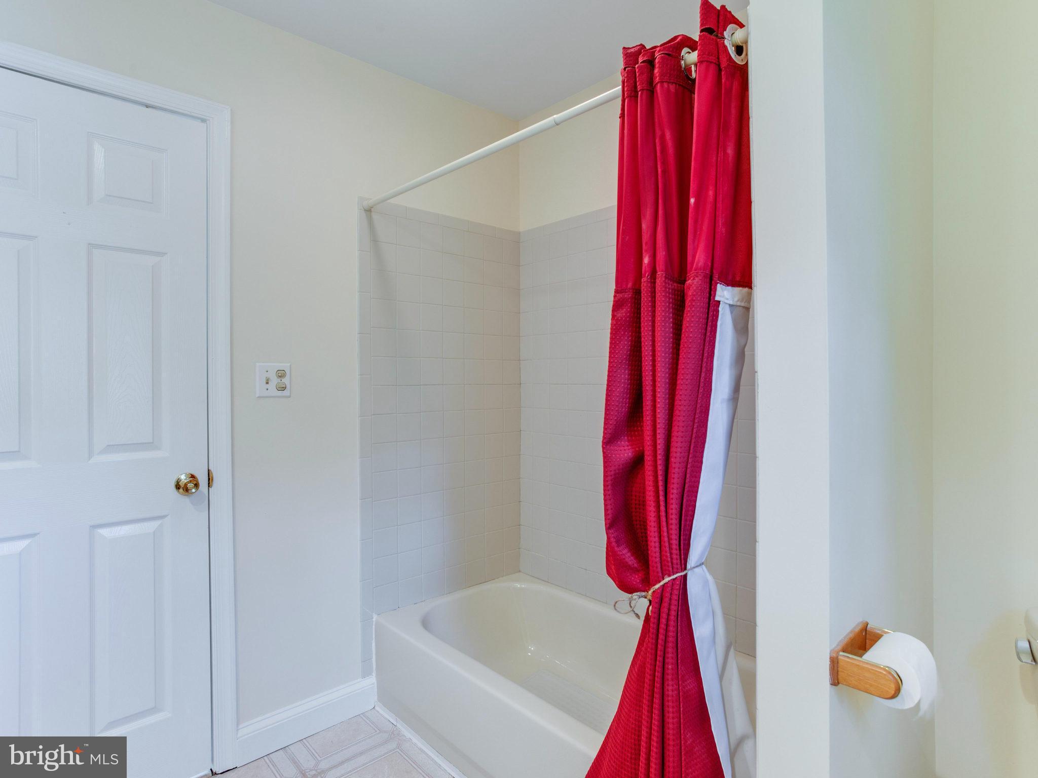 LEEWAY HEIGHTS - Residential