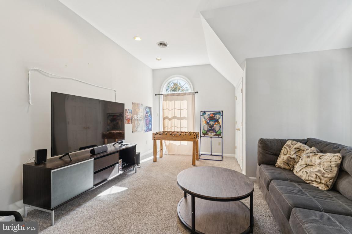 BER-HAR HEIGHTS - Residential