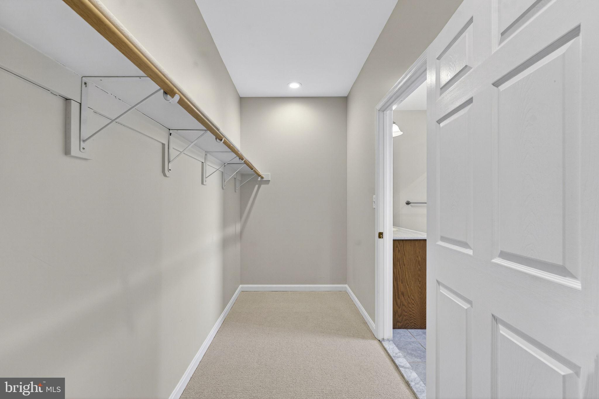 SOUTHALL MEADOWS - Residential