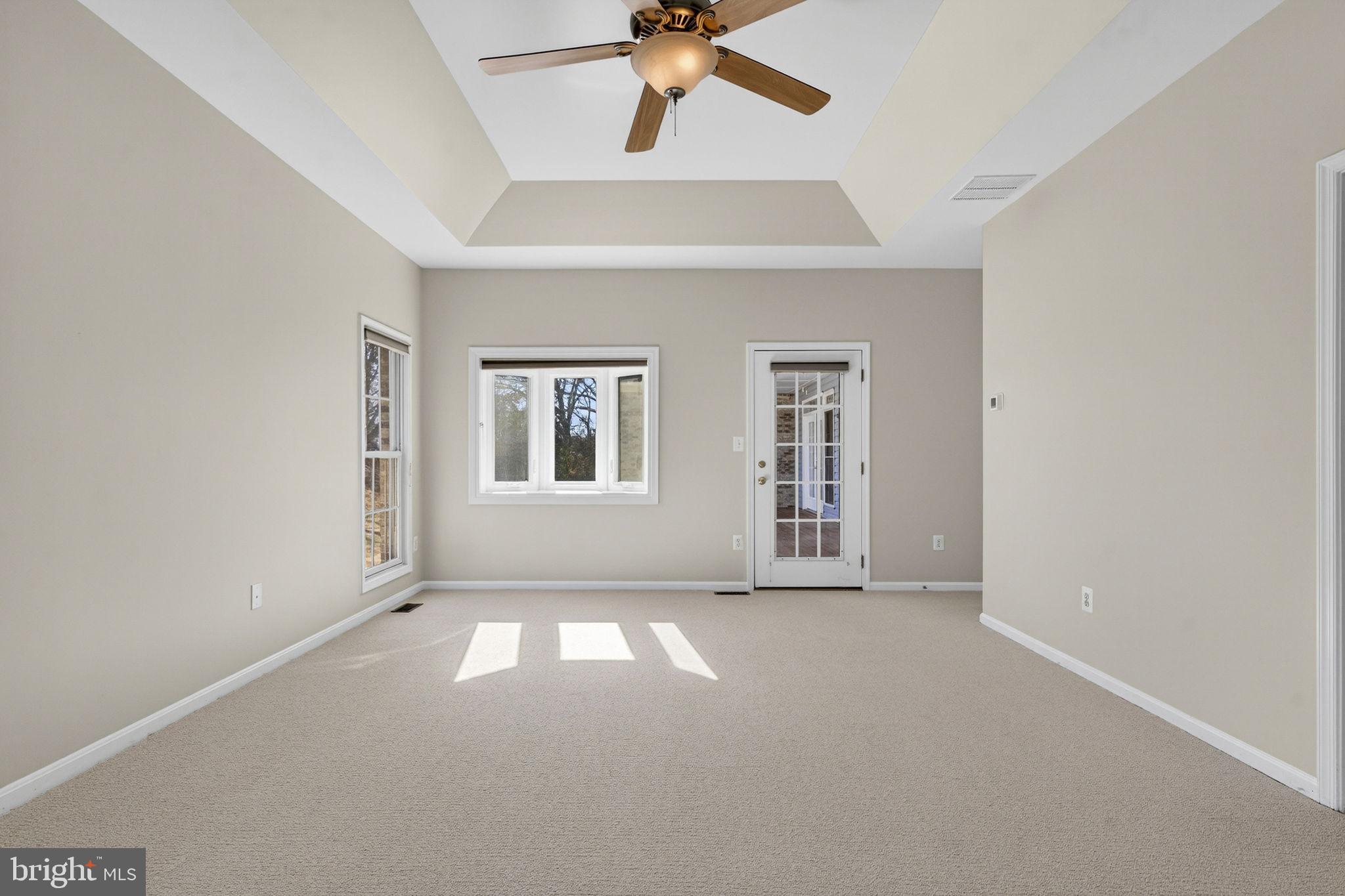 SOUTHALL MEADOWS - Residential