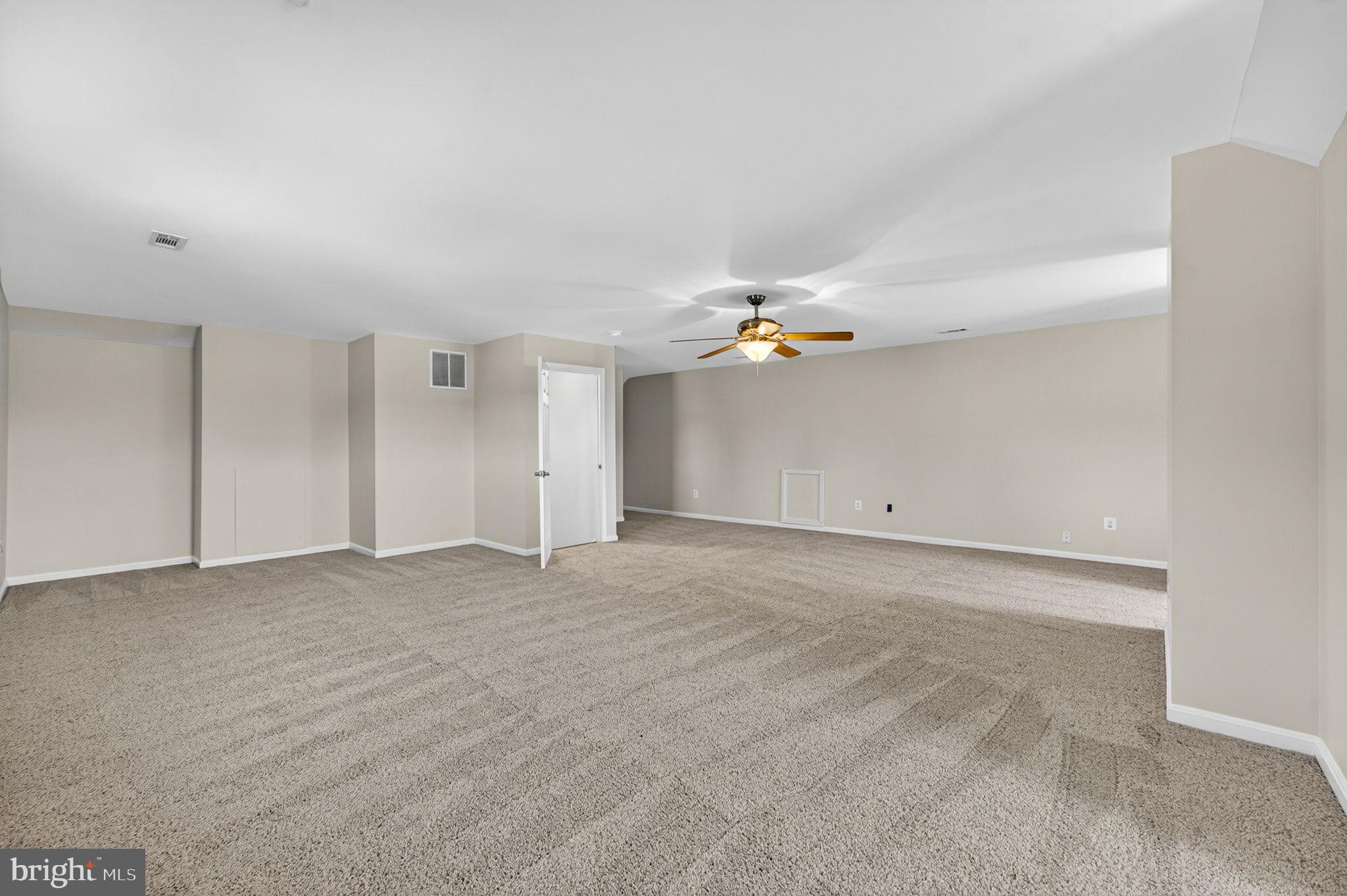 SOUTHALL MEADOWS - Residential