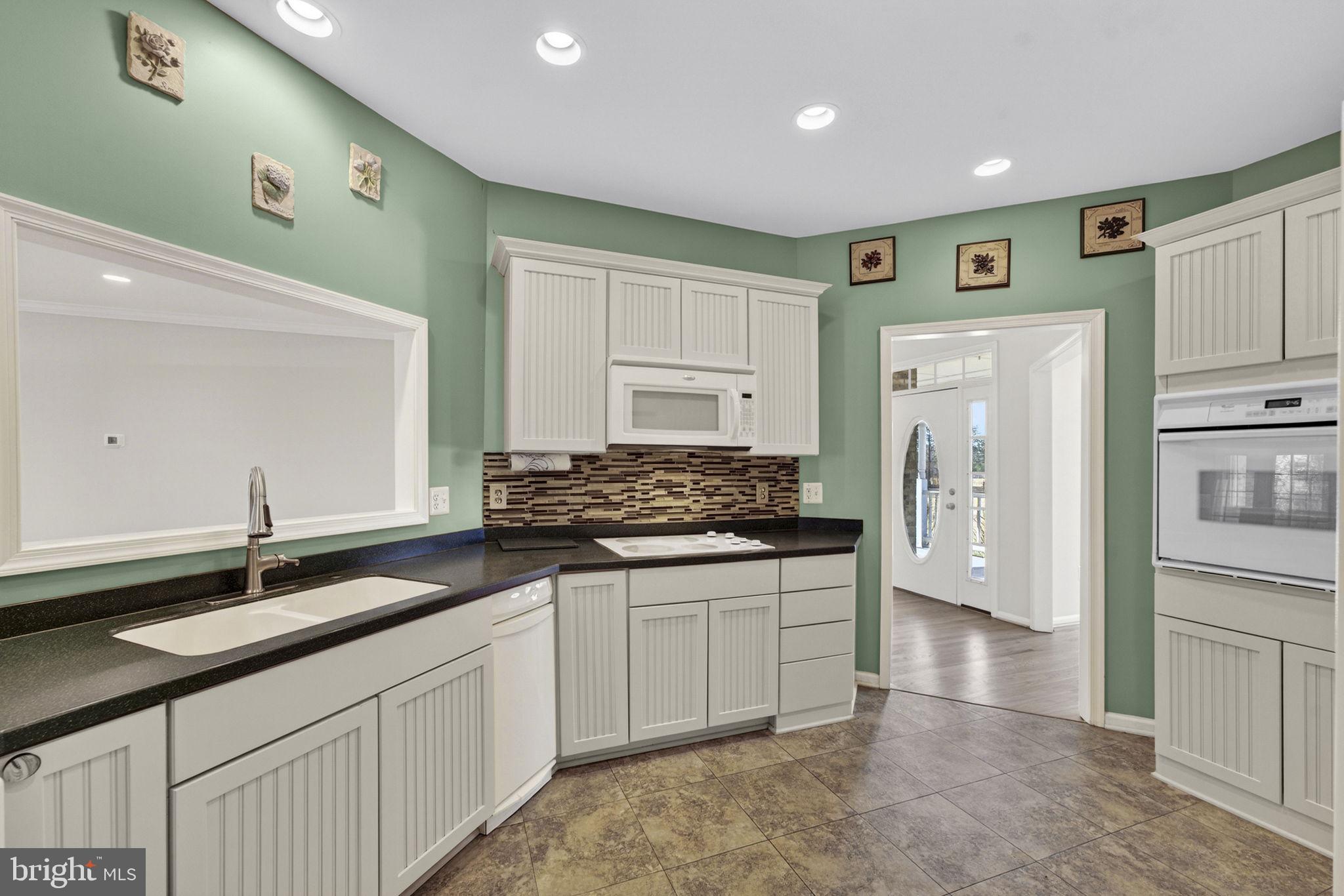 SOUTHALL MEADOWS - Residential