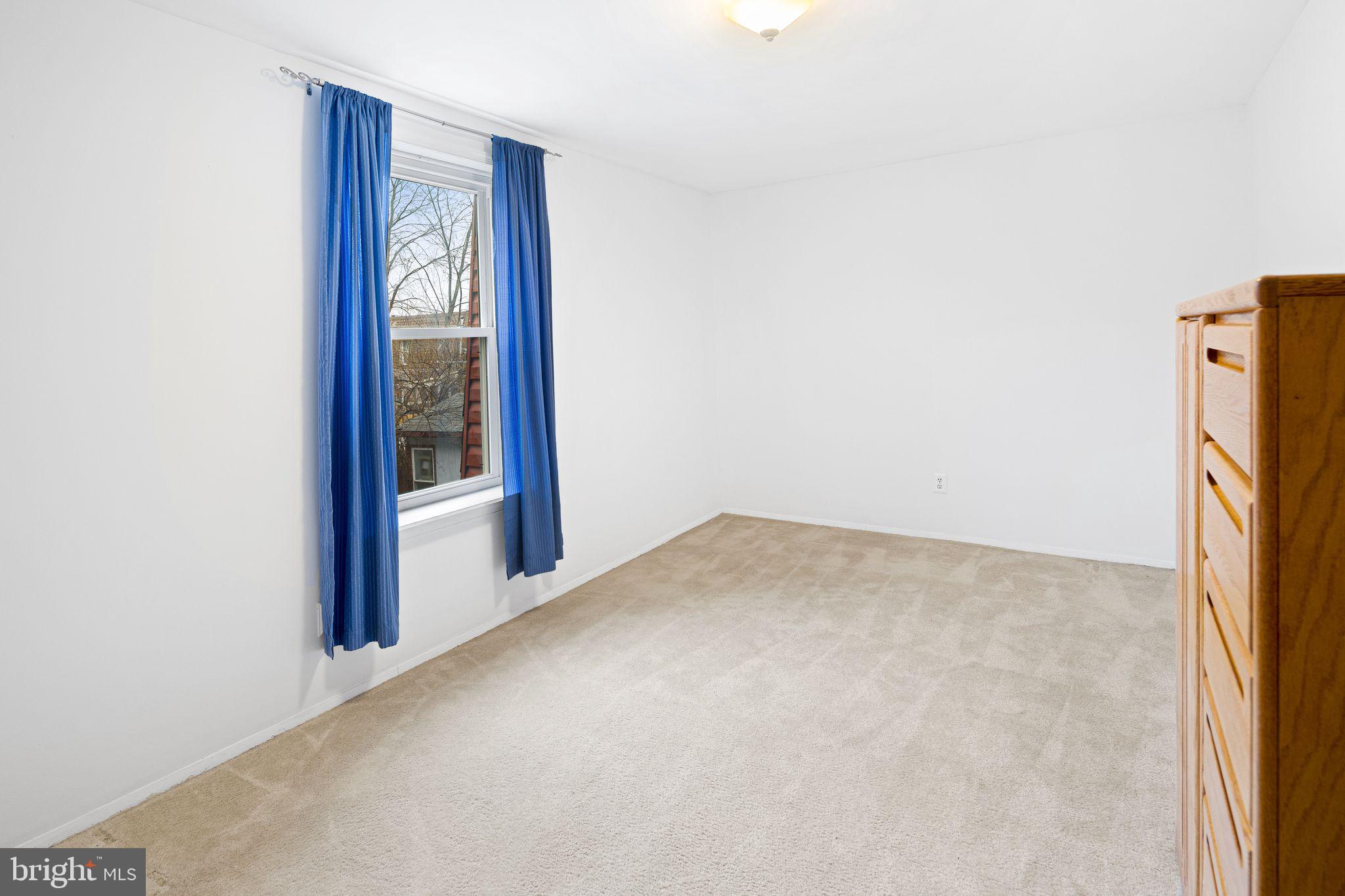 BUSTLETON - Residential