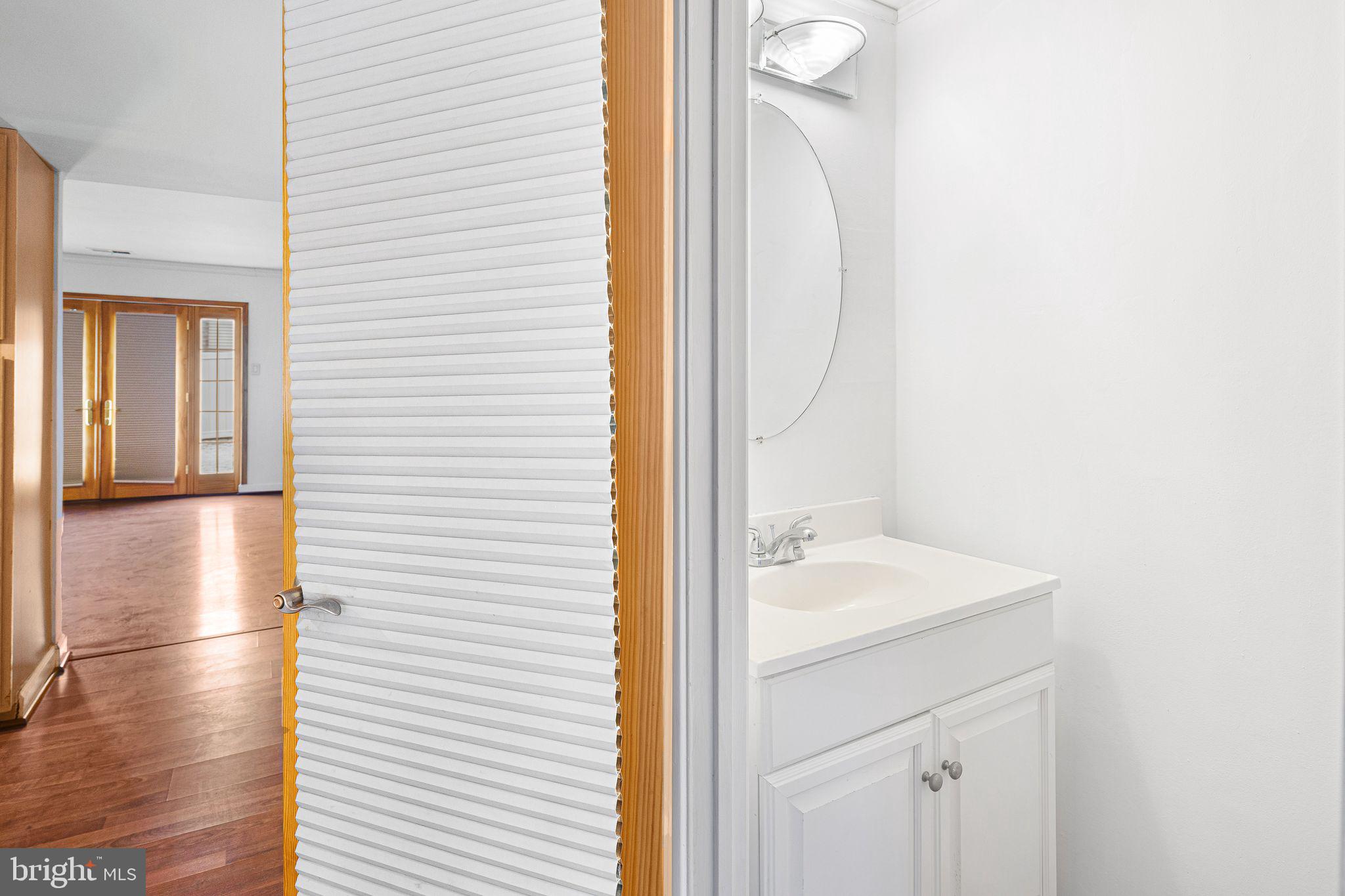 BUSTLETON - Residential