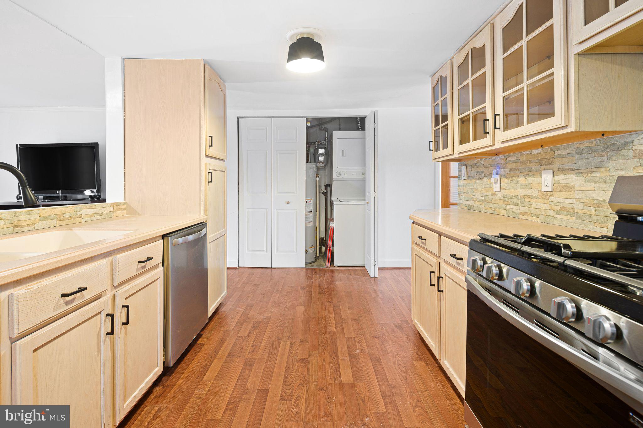 BUSTLETON - Residential