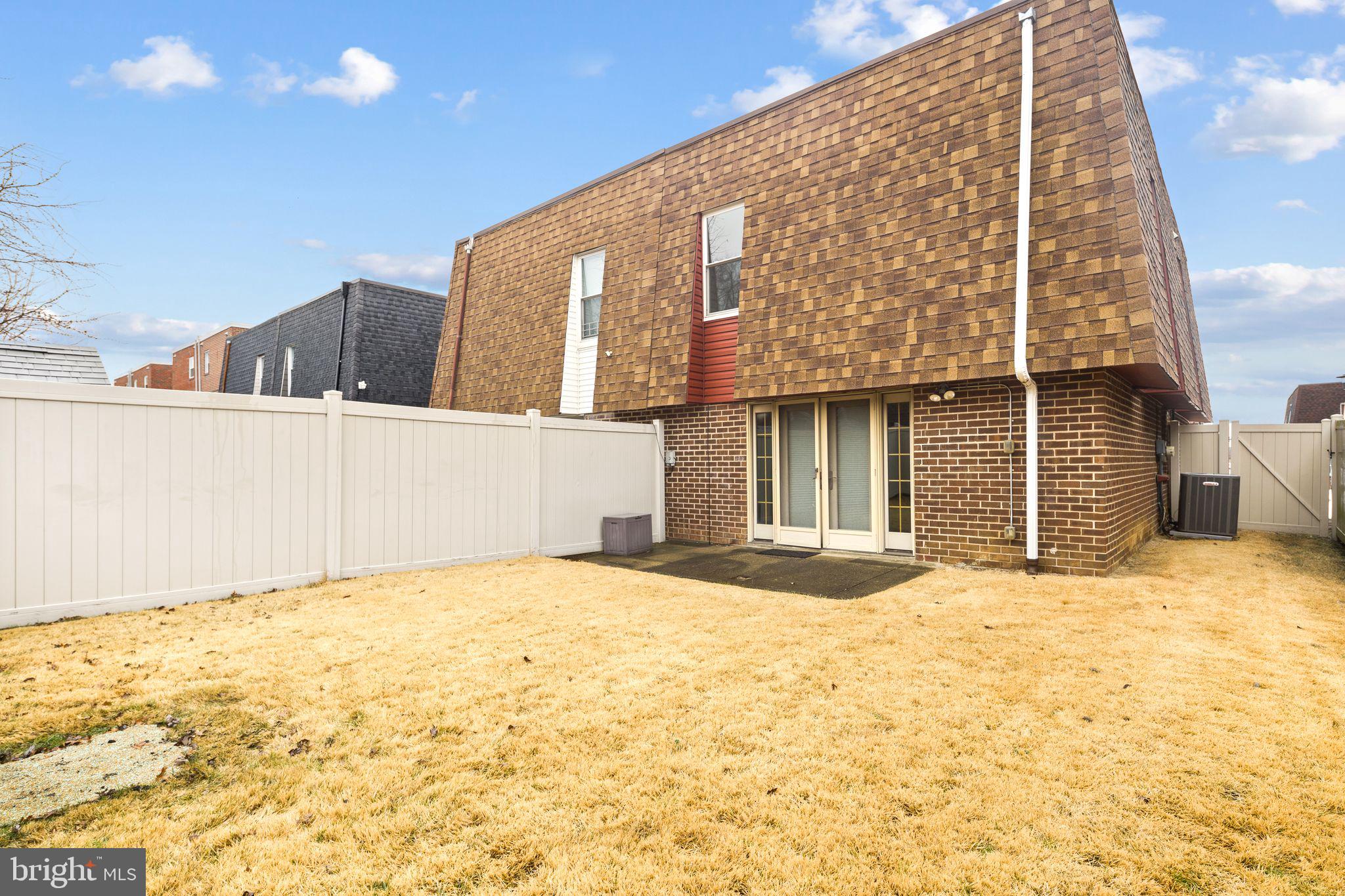 BUSTLETON - Residential