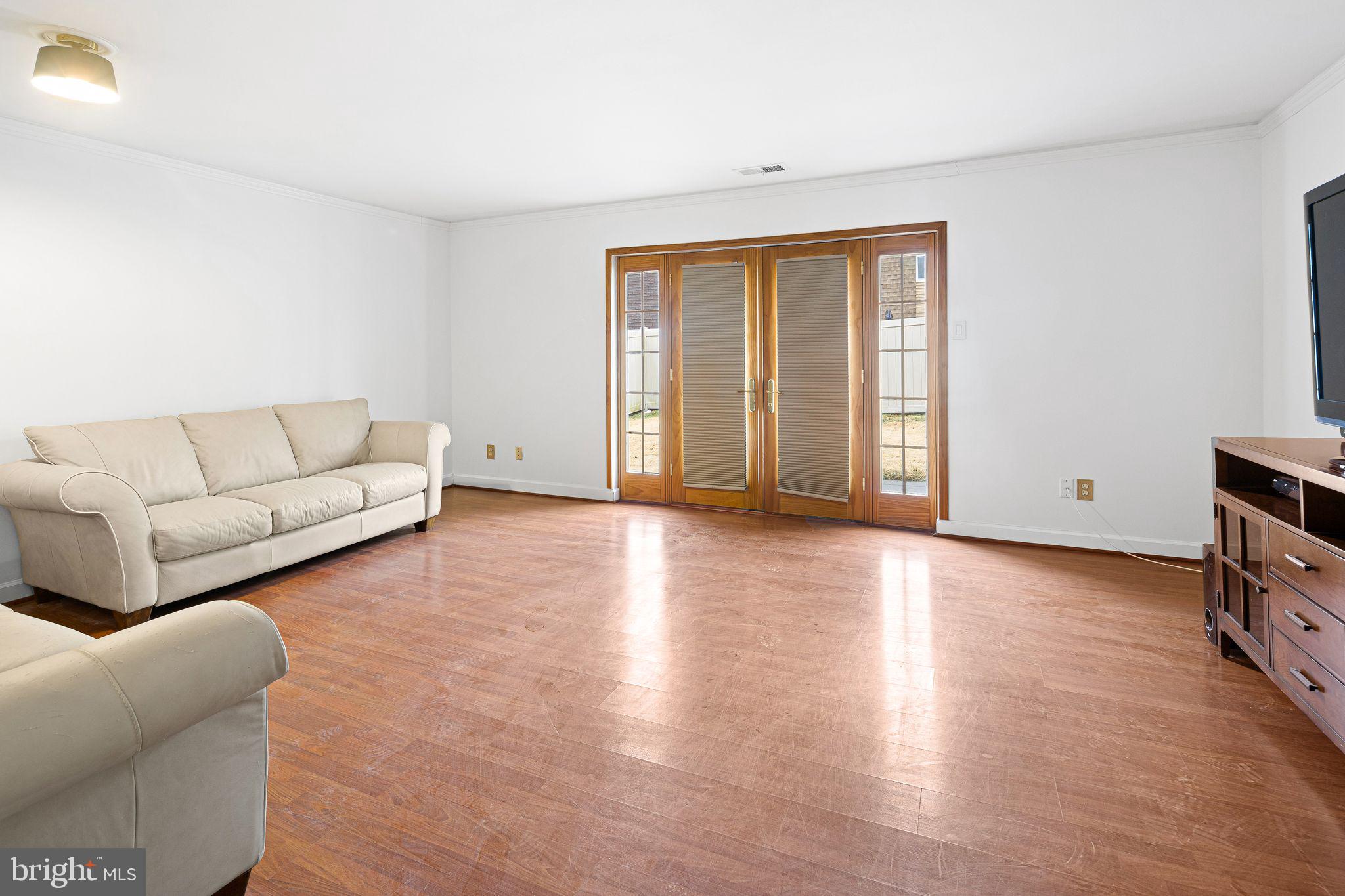 BUSTLETON - Residential