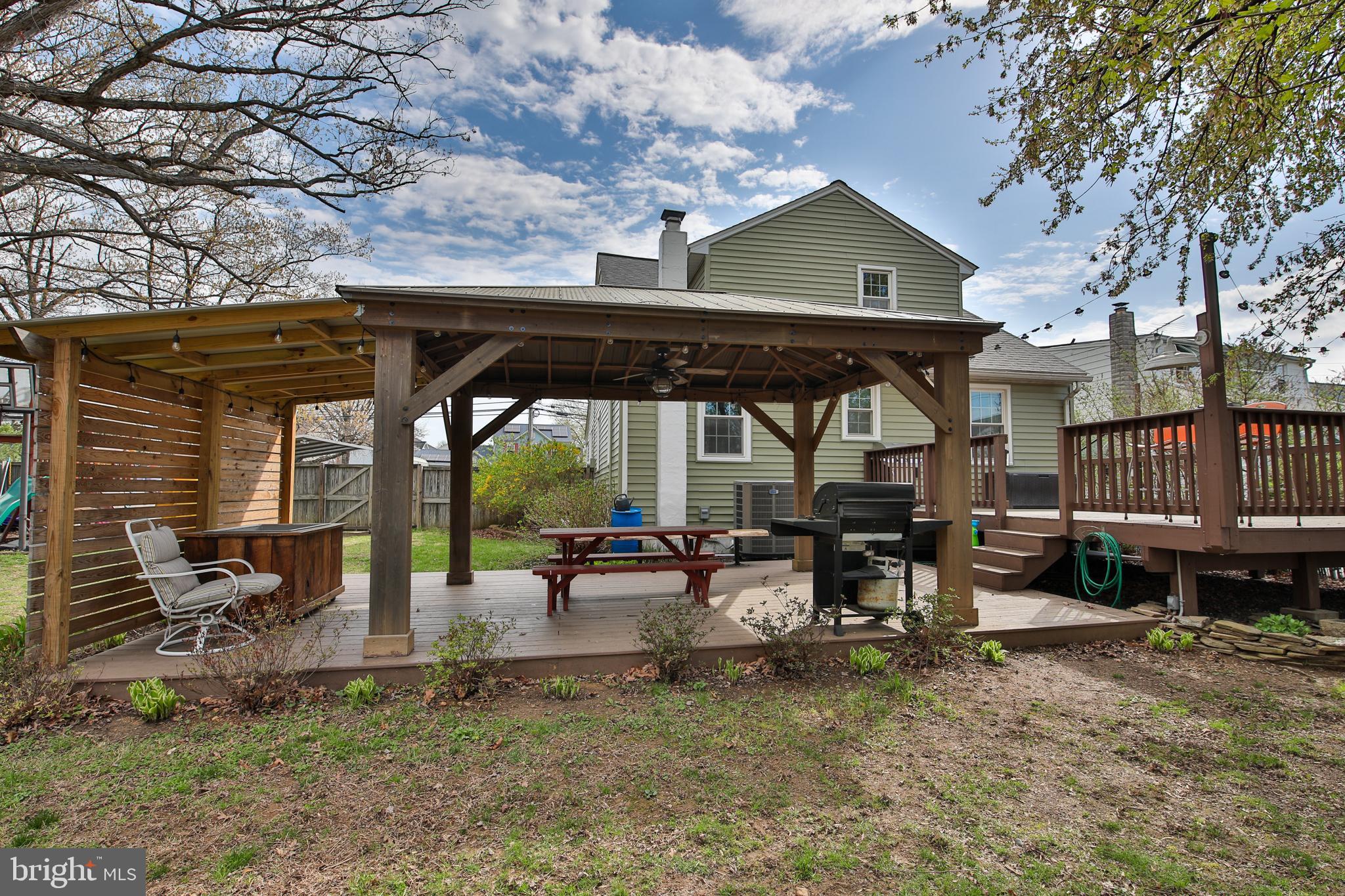 LINTHICUM - Residential