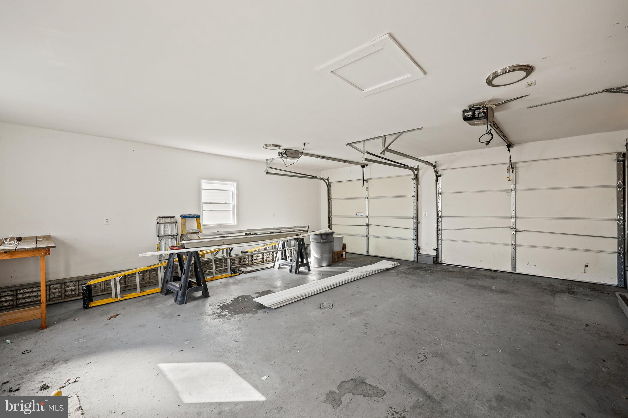 HOLLYWOOD ON SEVERN - Residential Lease