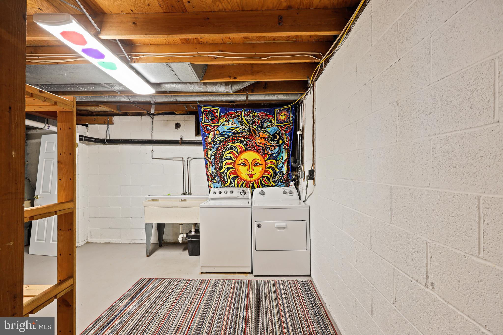 HOLLYWOOD ON SEVERN - Residential Lease