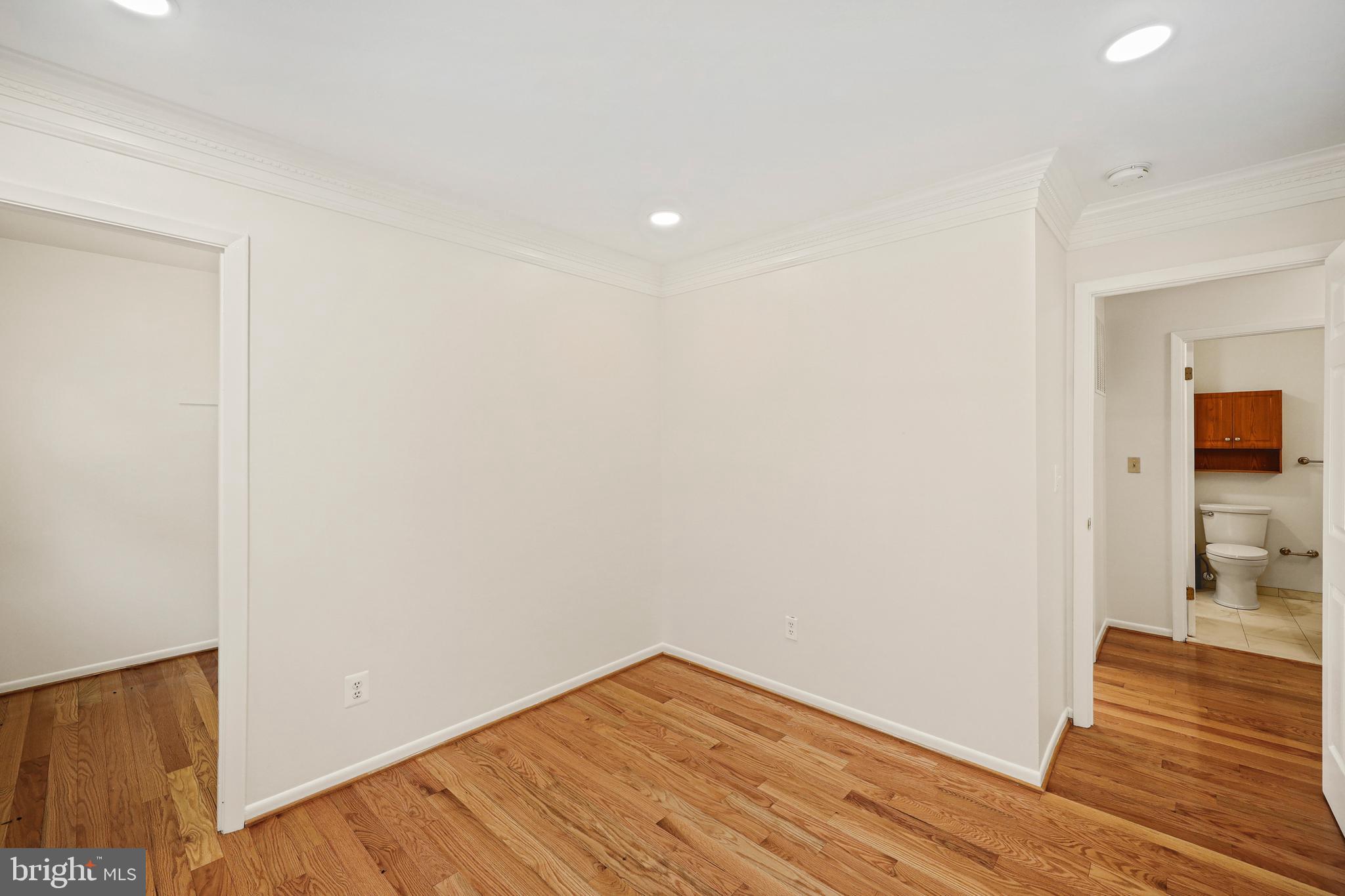 HOLLYWOOD ON SEVERN - Residential Lease