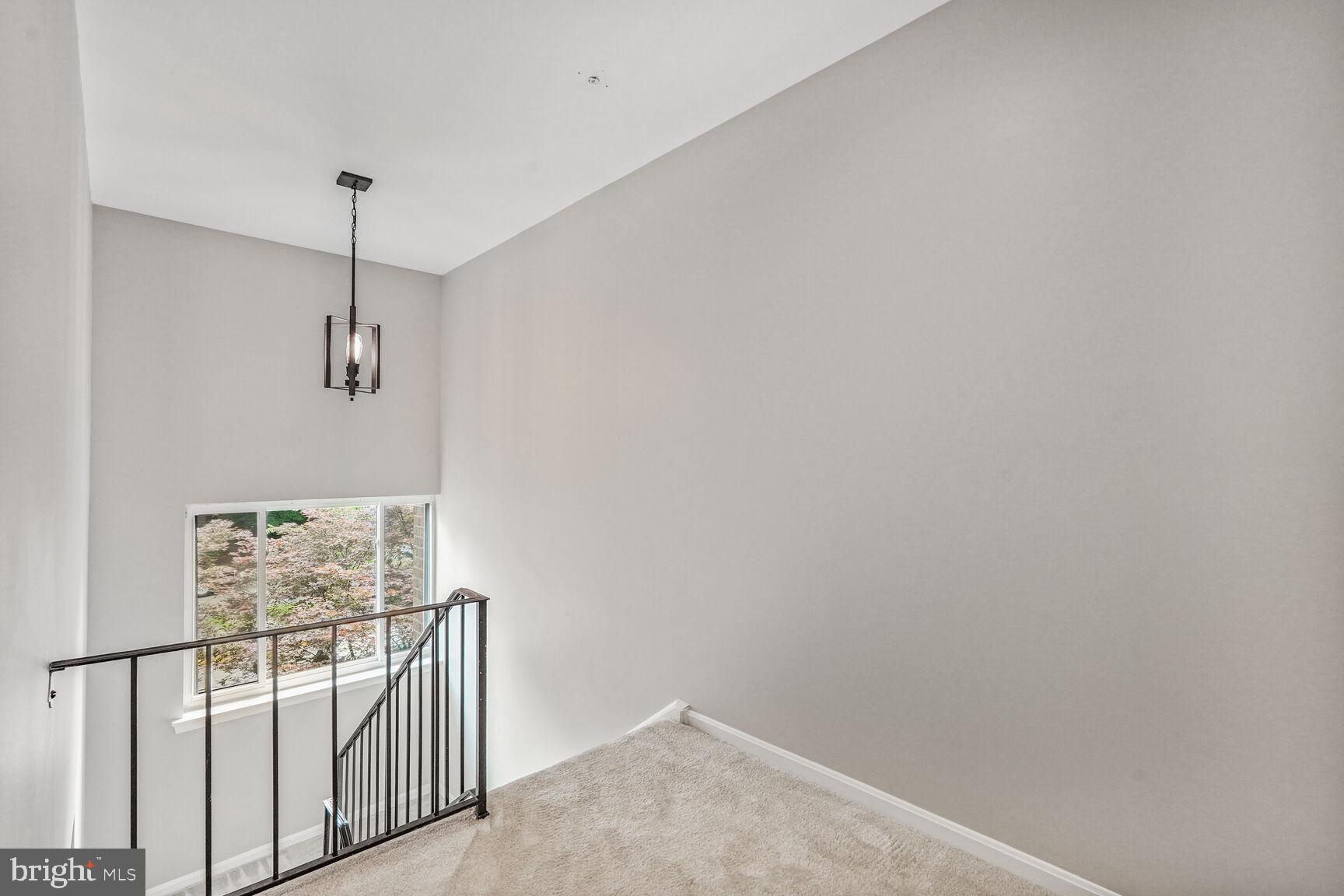 HILLCREST CLUSTER - Residential Lease