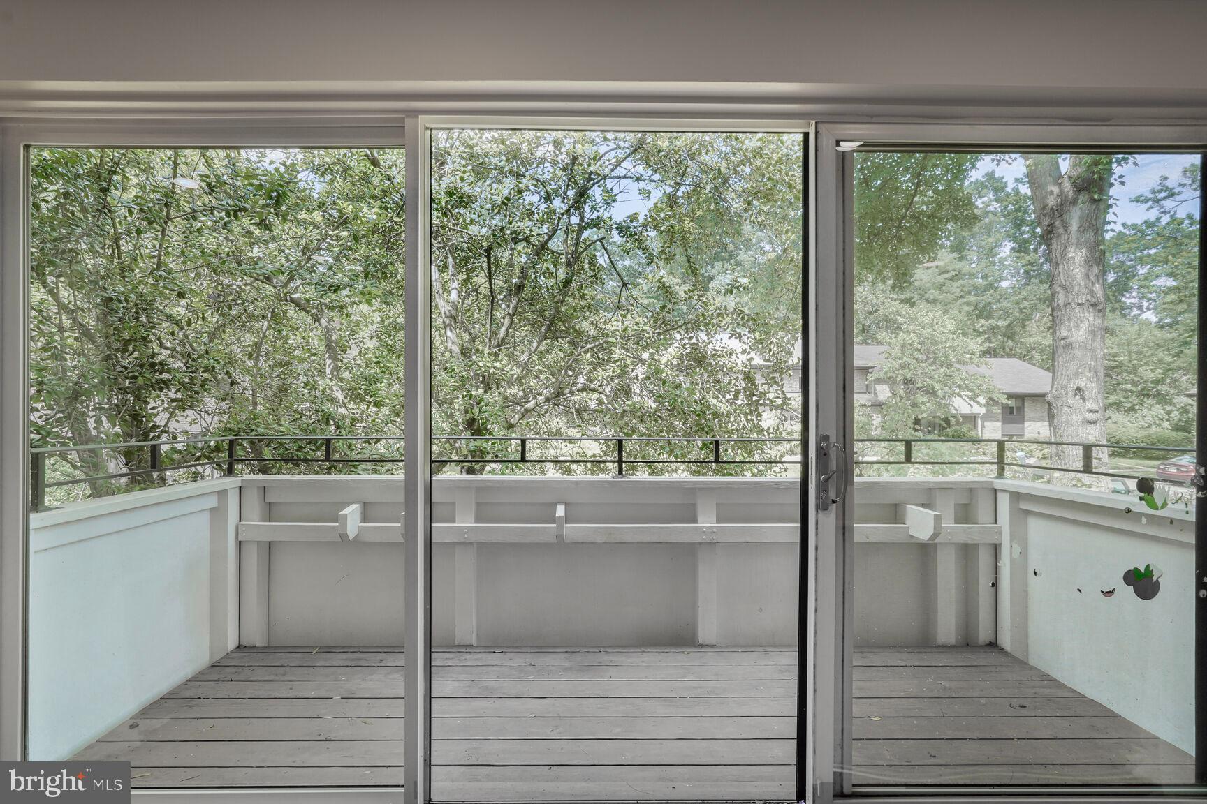 HILLCREST CLUSTER - Residential Lease