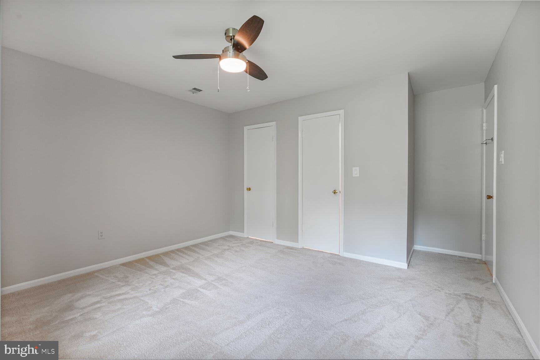 HILLCREST CLUSTER - Residential Lease