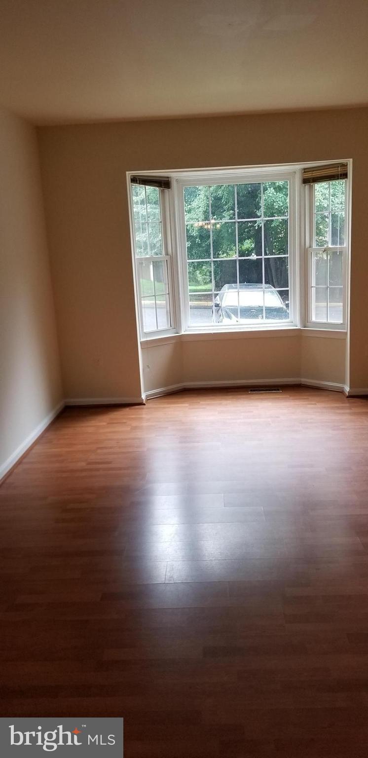 GLENWOOD MANOR - Residential Lease