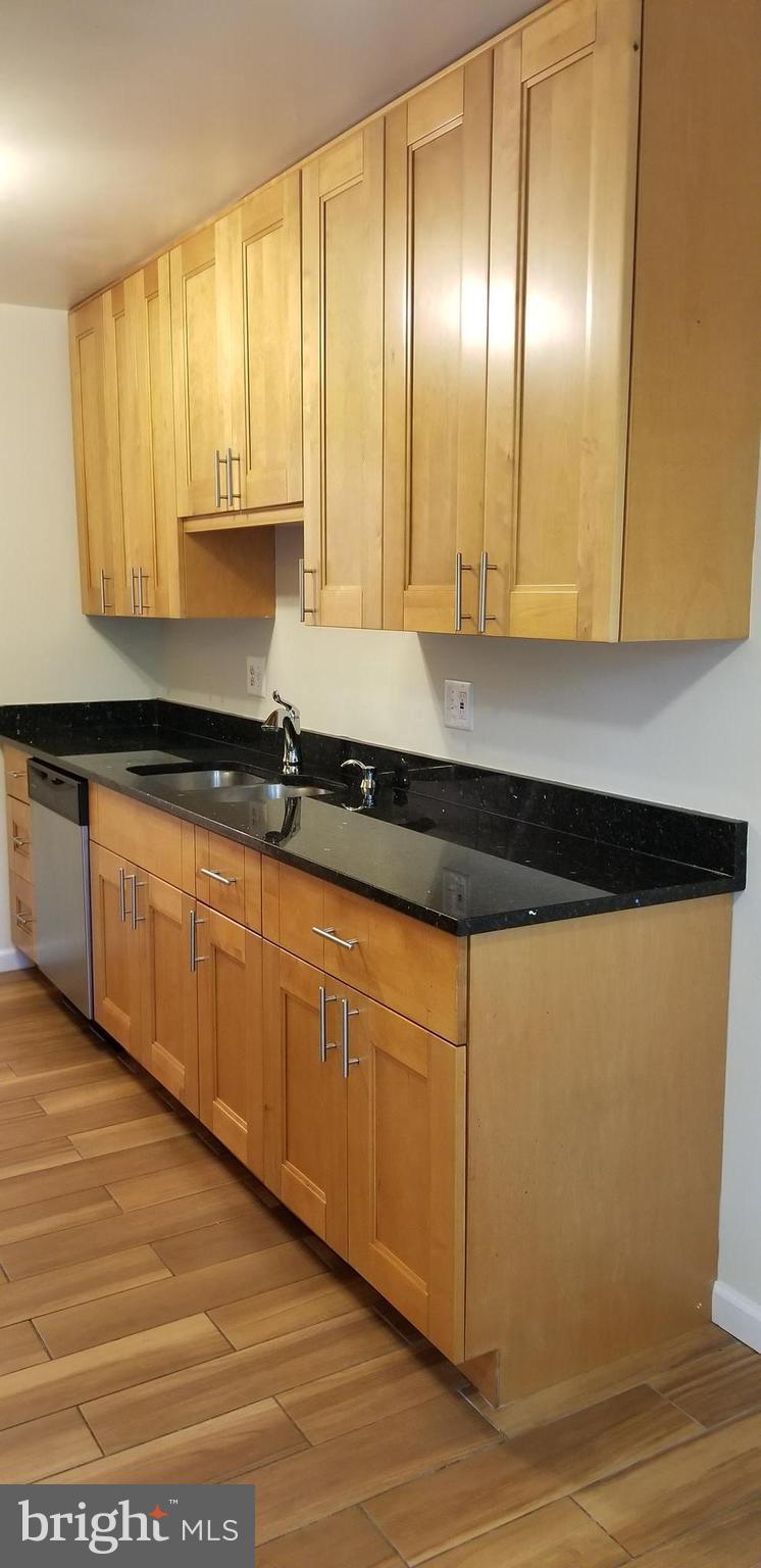 GLENWOOD MANOR - Residential Lease