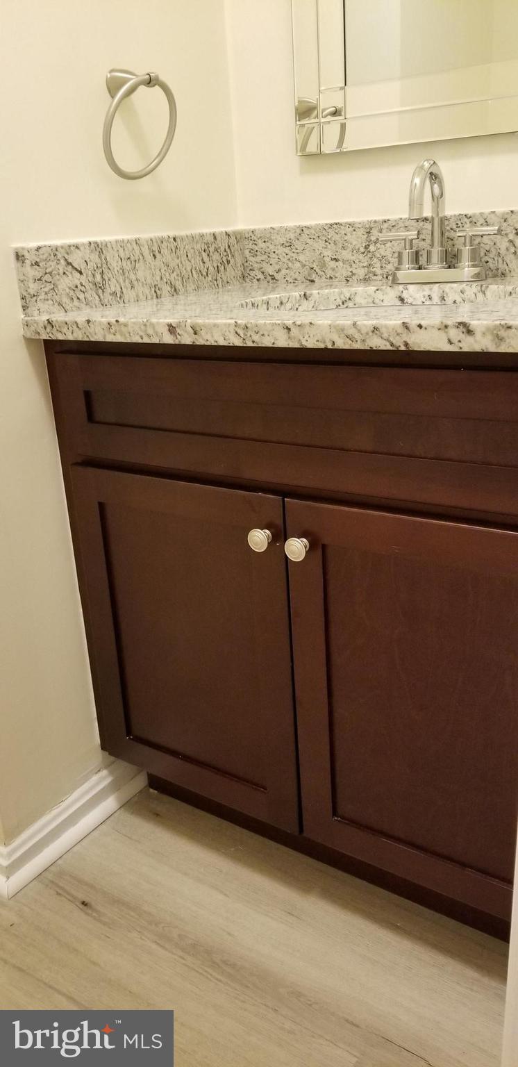 GLENWOOD MANOR - Residential Lease