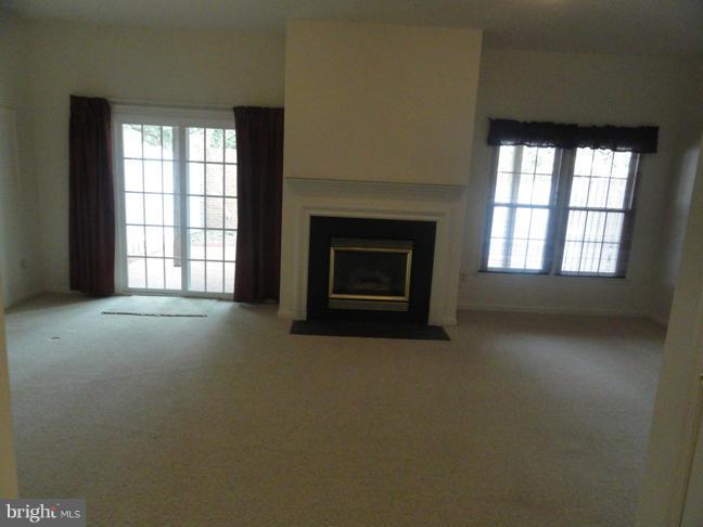 VIRGINIA CENTER - Residential Lease