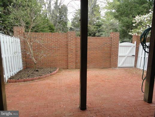 VIRGINIA CENTER - Residential Lease