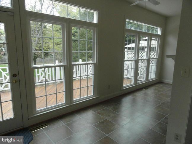 VIRGINIA CENTER - Residential Lease