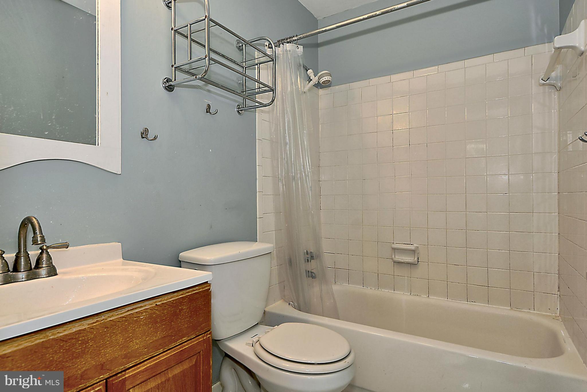 BENTLEY VILLAGE - Residential