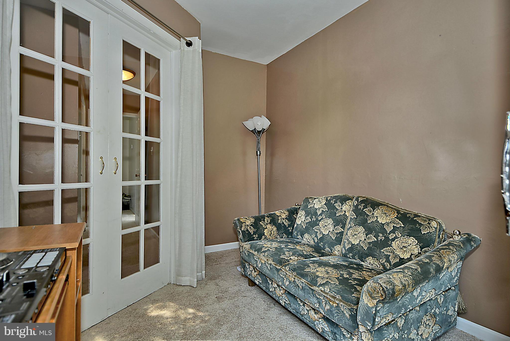 BENTLEY VILLAGE - Residential