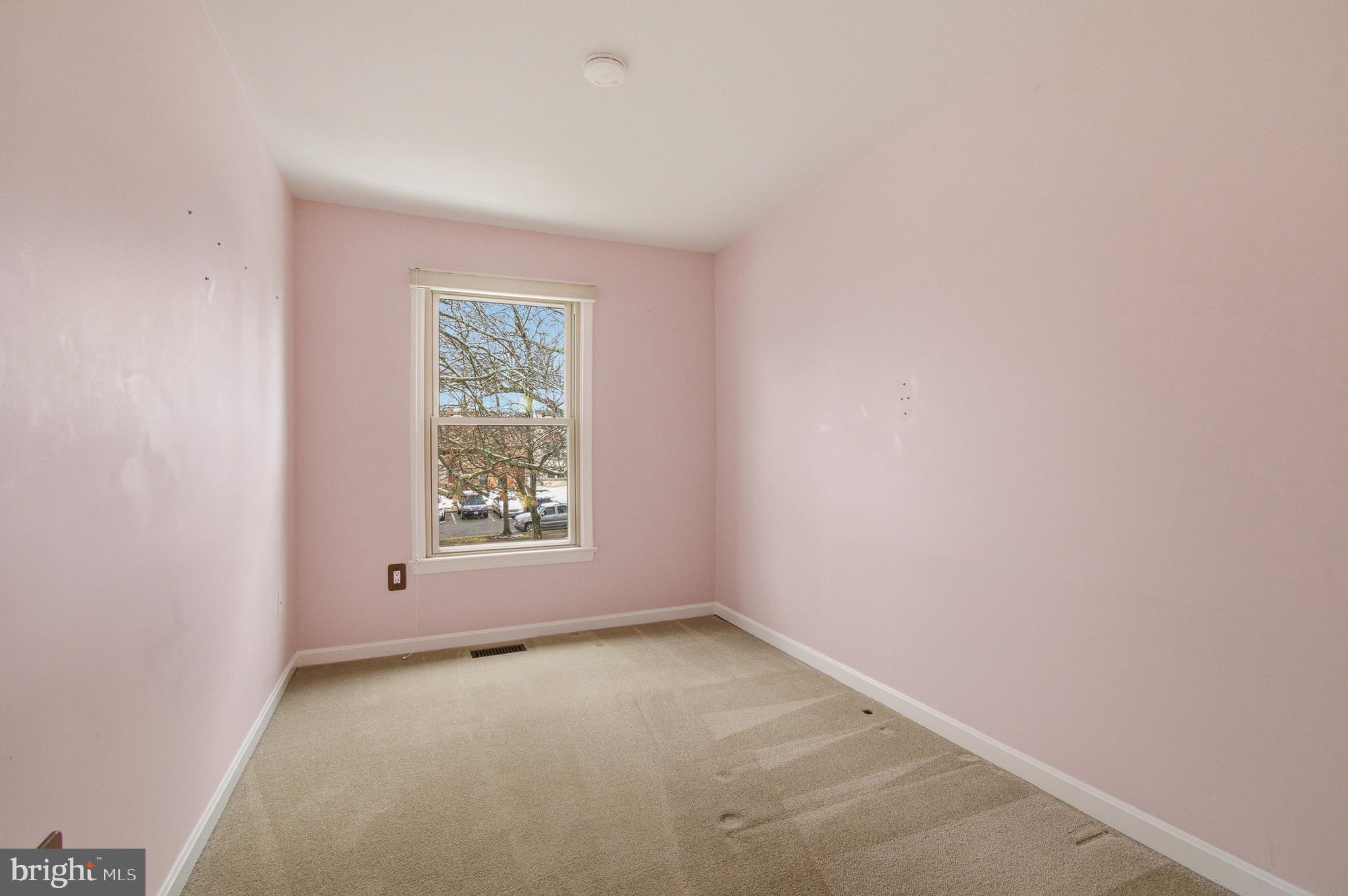 CROFTON MEADOWS - Residential