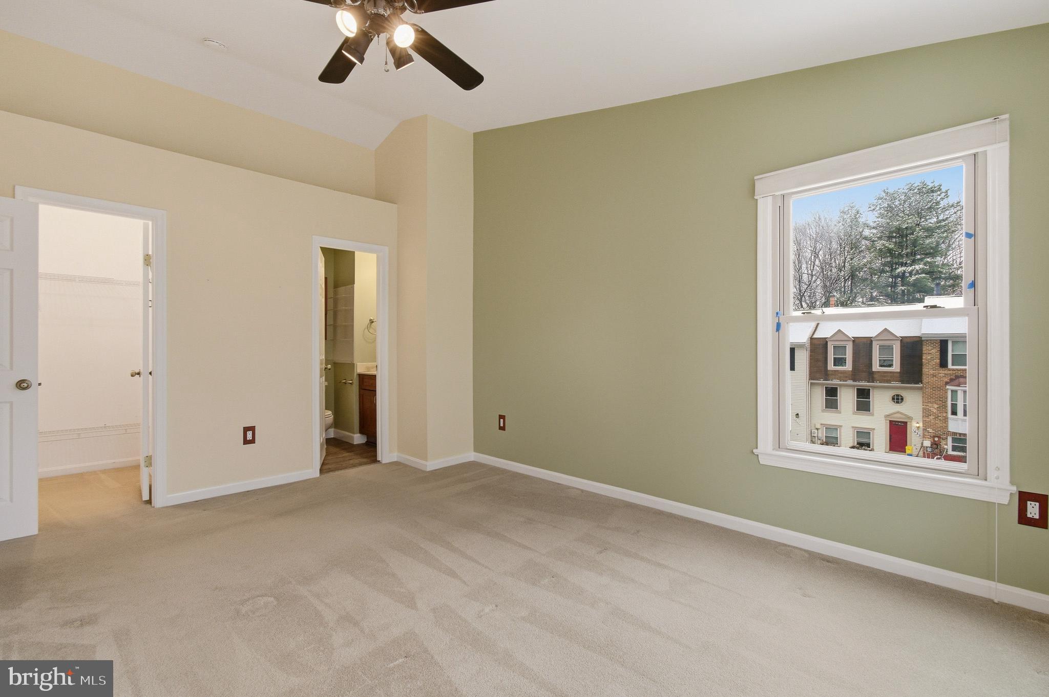 CROFTON MEADOWS - Residential