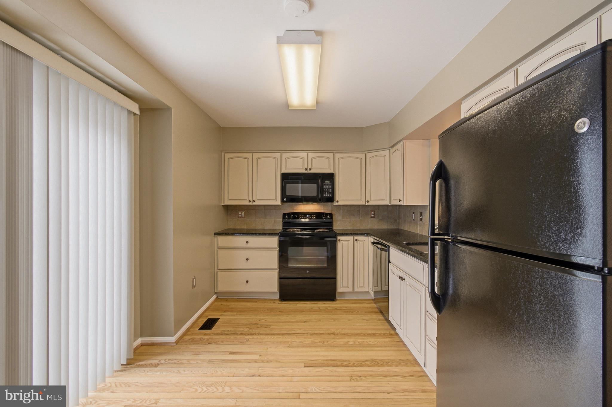 CROFTON MEADOWS - Residential