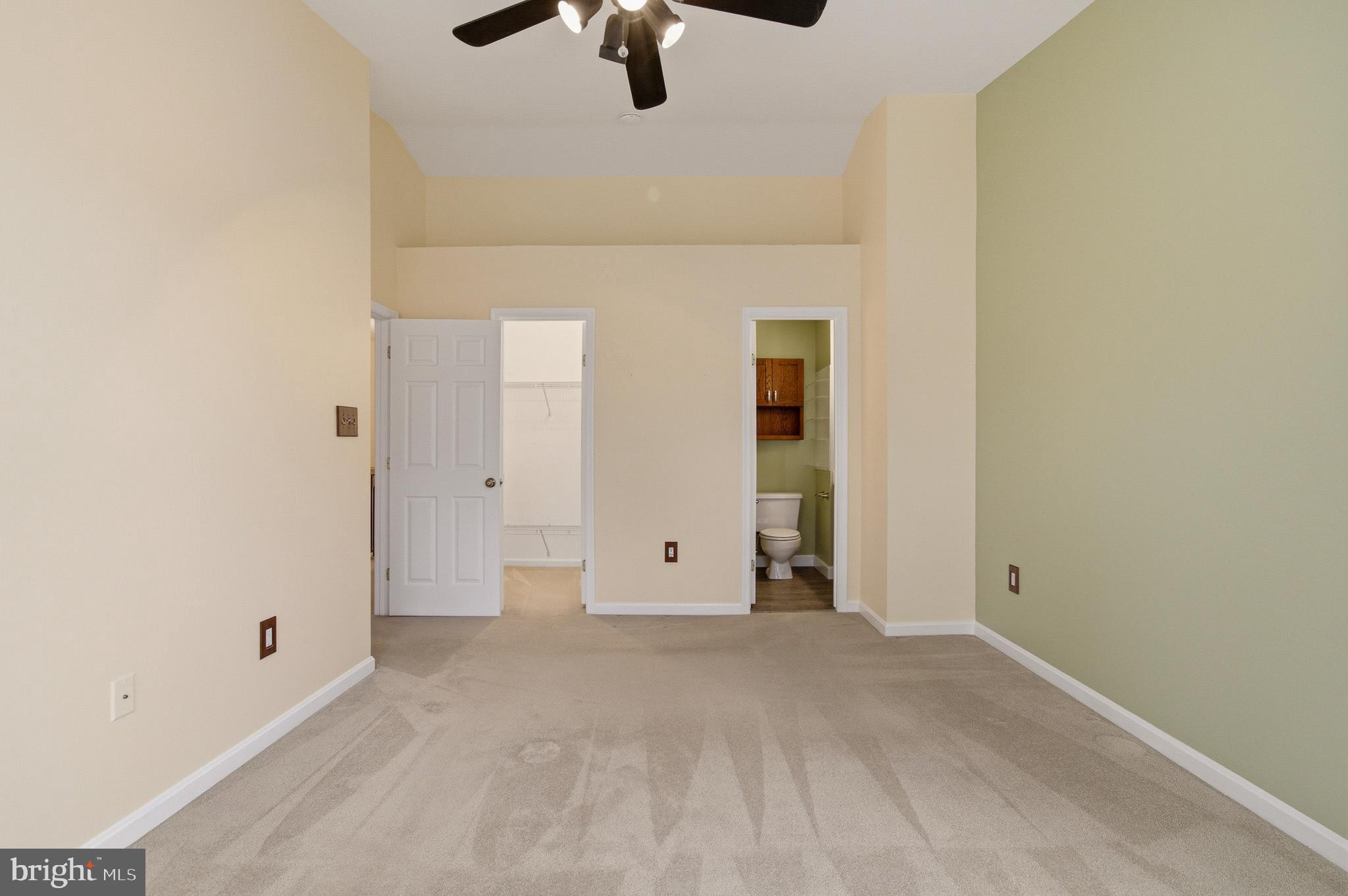 CROFTON MEADOWS - Residential