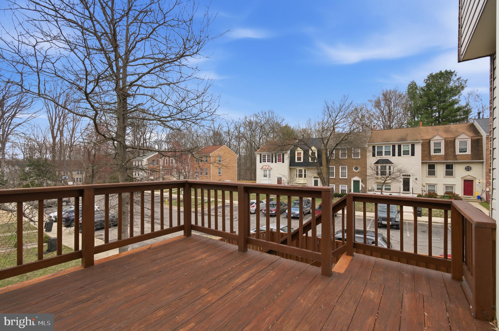 CROFTON MEADOWS - Residential