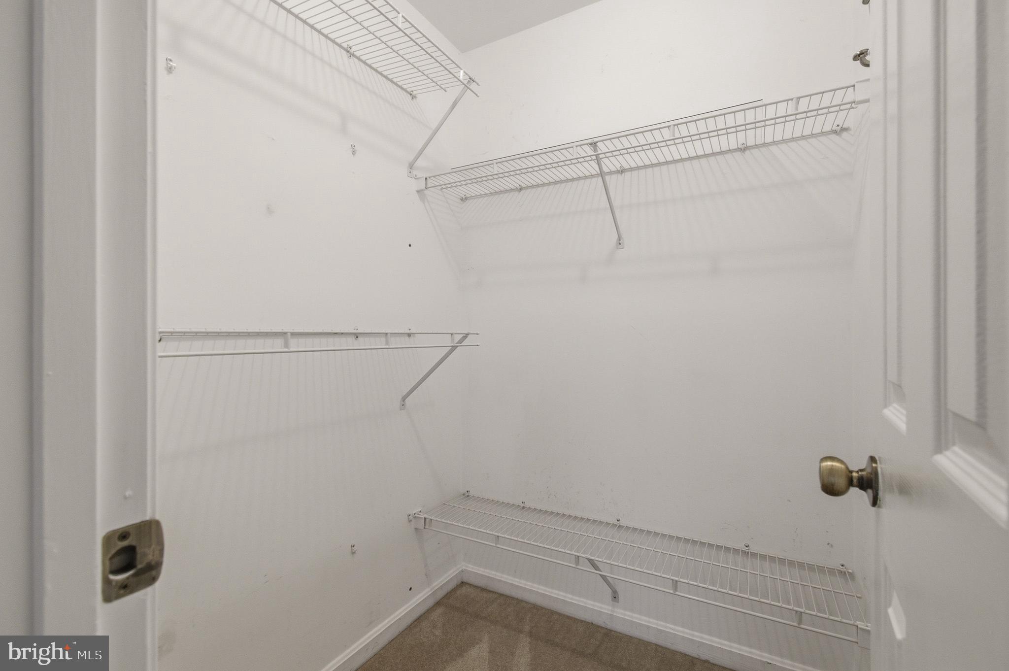 CROFTON MEADOWS - Residential