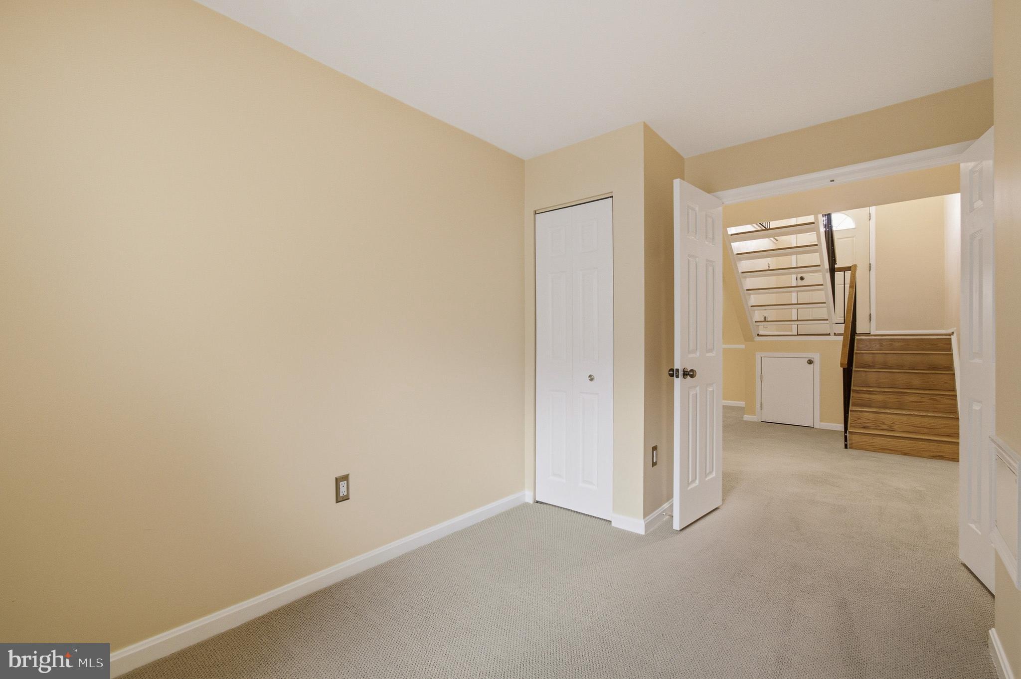 CROFTON MEADOWS - Residential